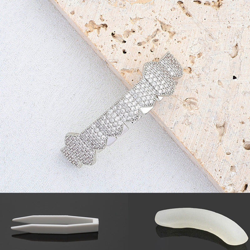 🦷 Showcase your personality—wear dazzling diamond-studded grillz to flaunt your unique style.